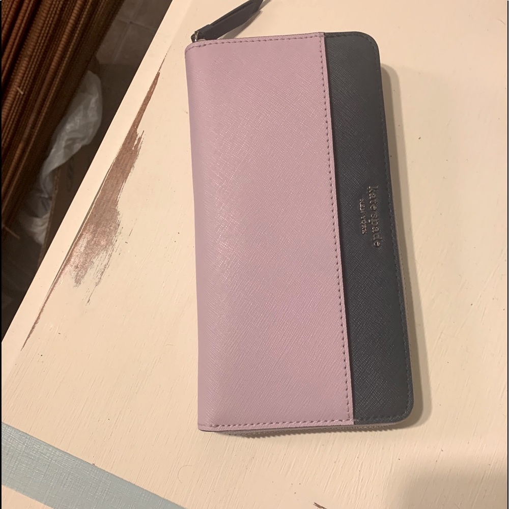 Kate Spade clutch wallet